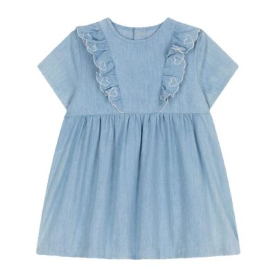 Robe brodée de cœurs